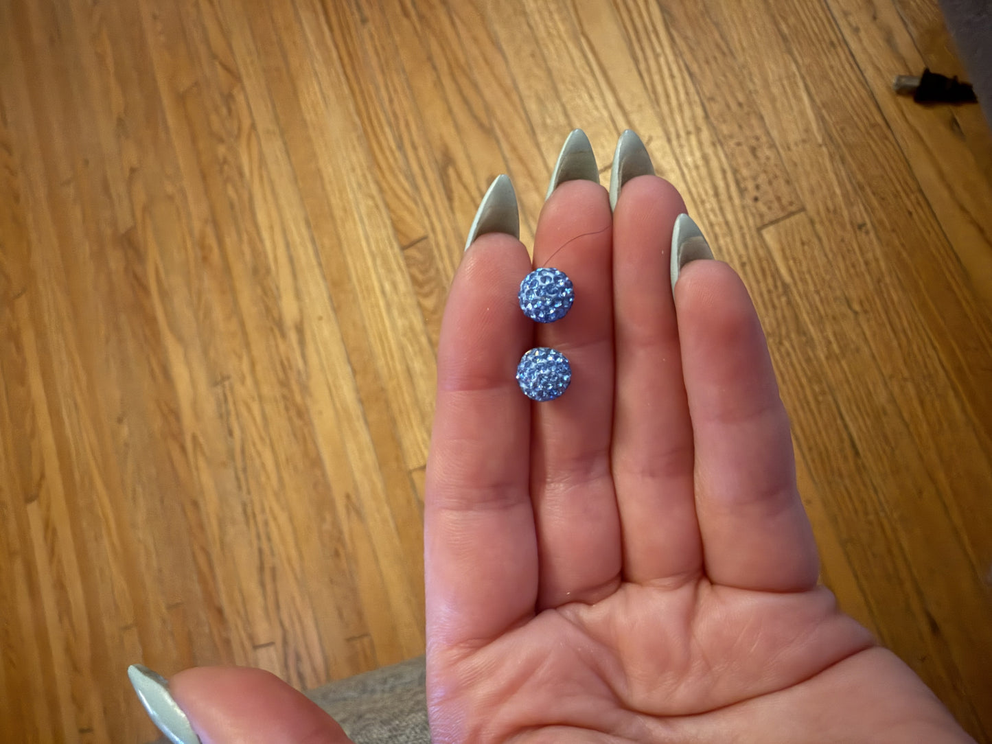 8mm Pave stud