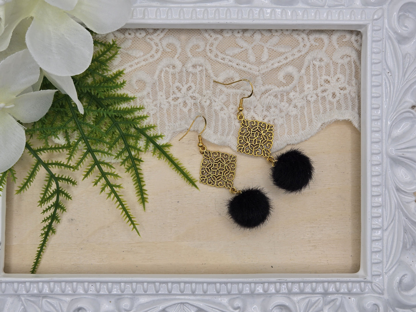 Black Fur drop earrings