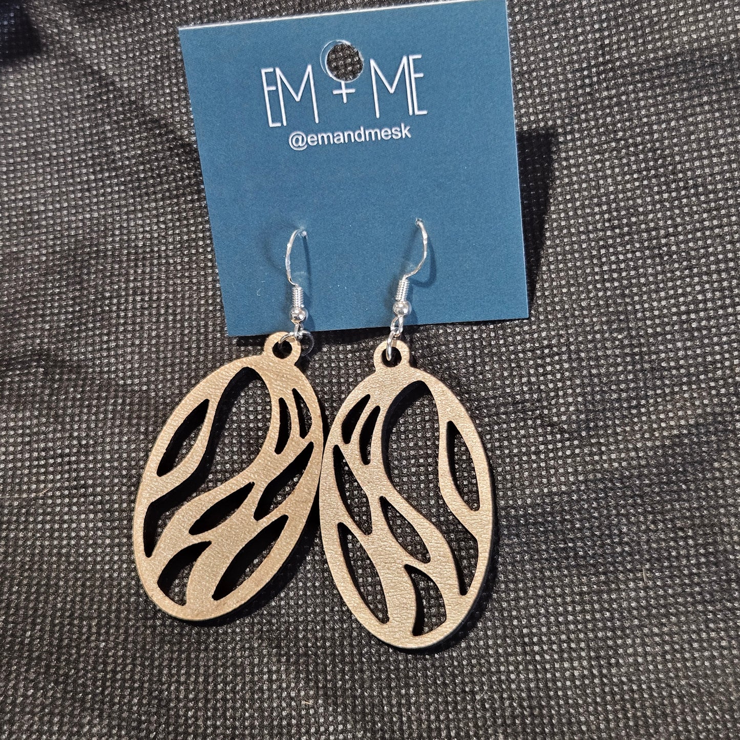 Wooden dangle earrings