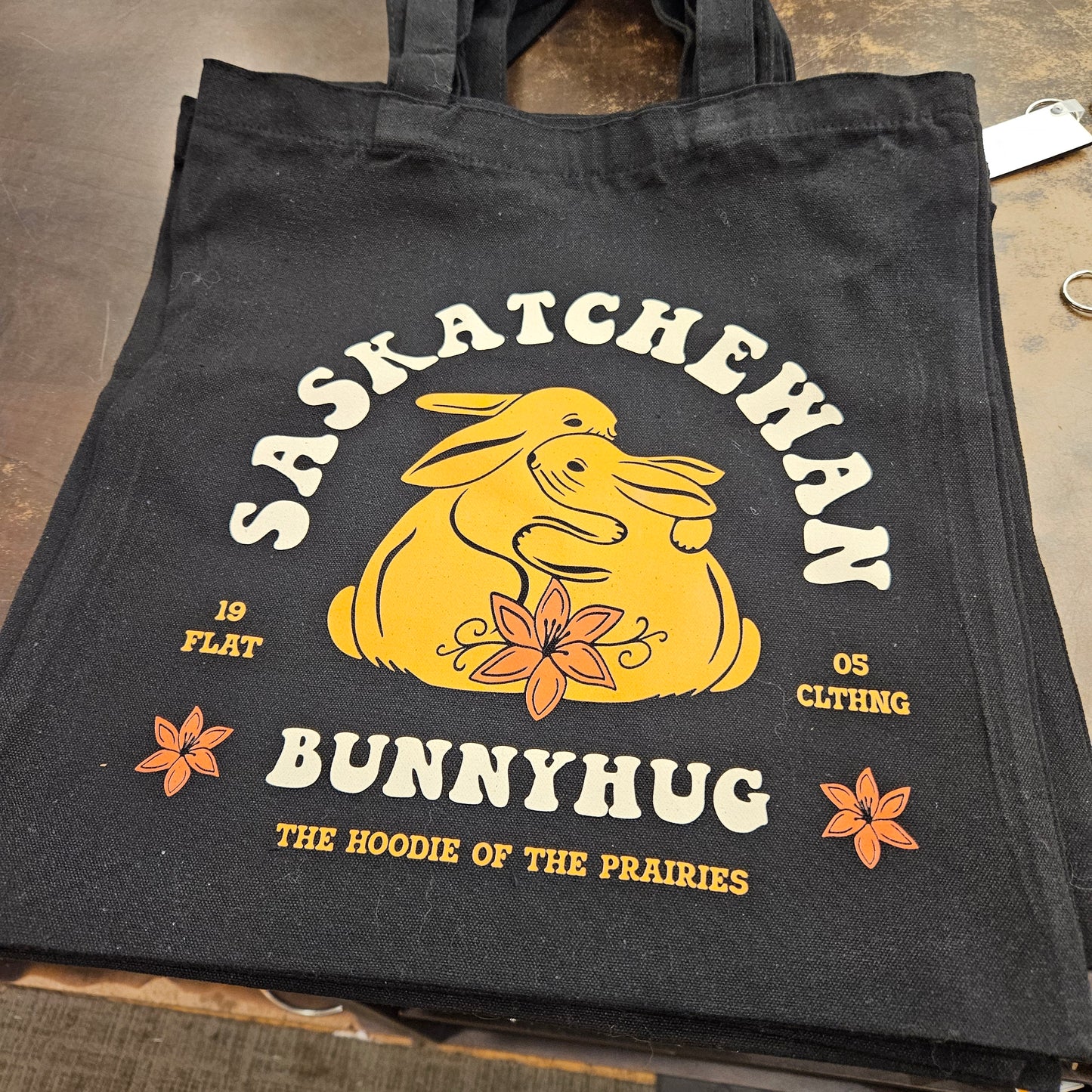 FLAT Saskatchewan Tote Bags