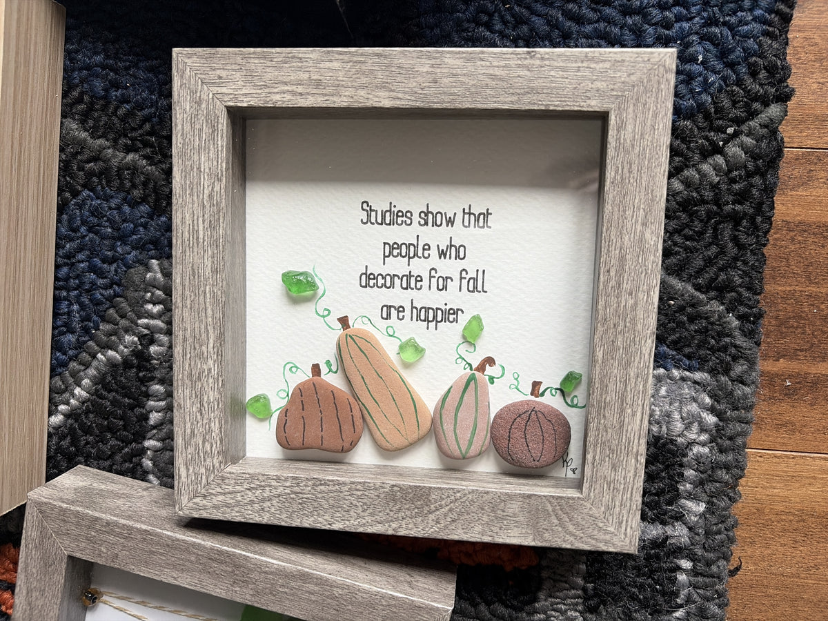 5x5  wood grain framed picture