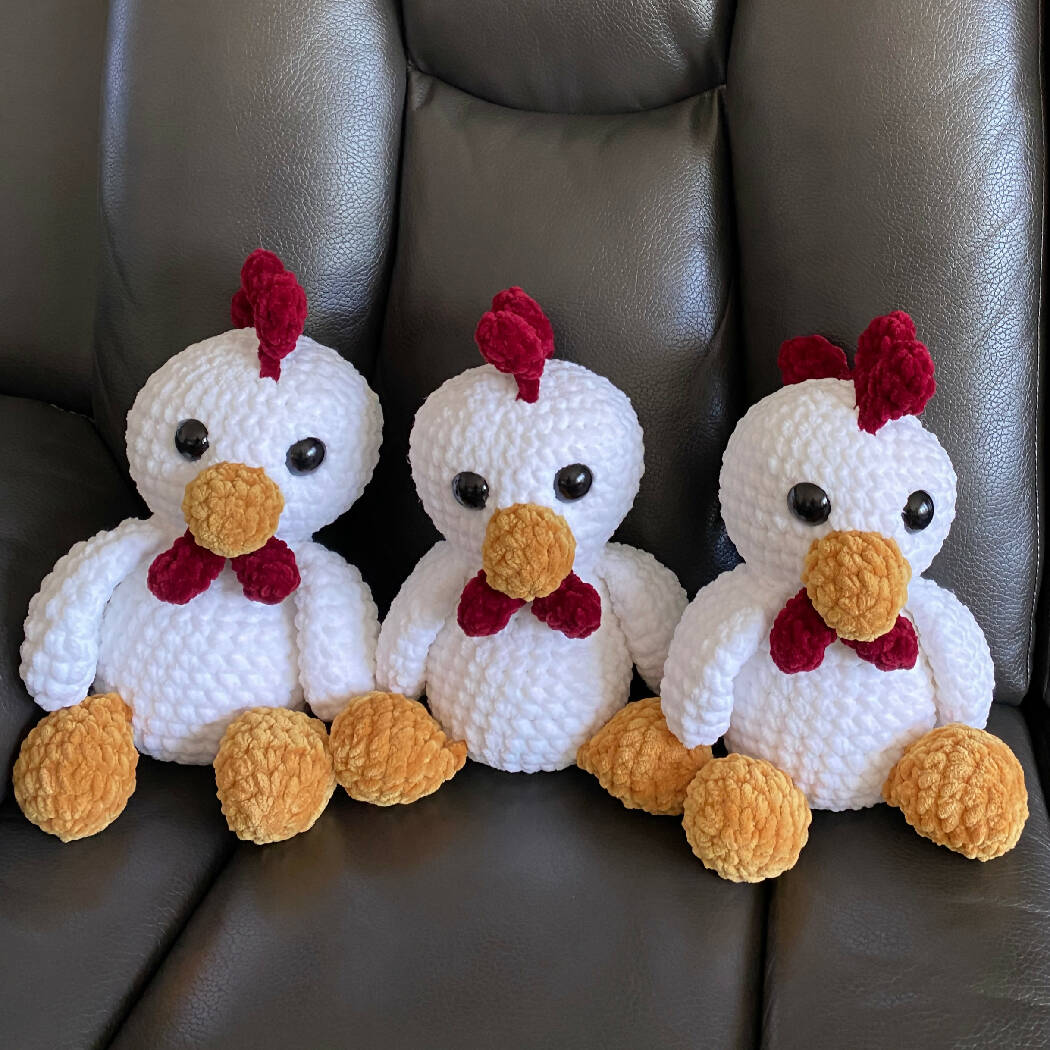 Crocheted chicken