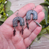 Arch Dangles