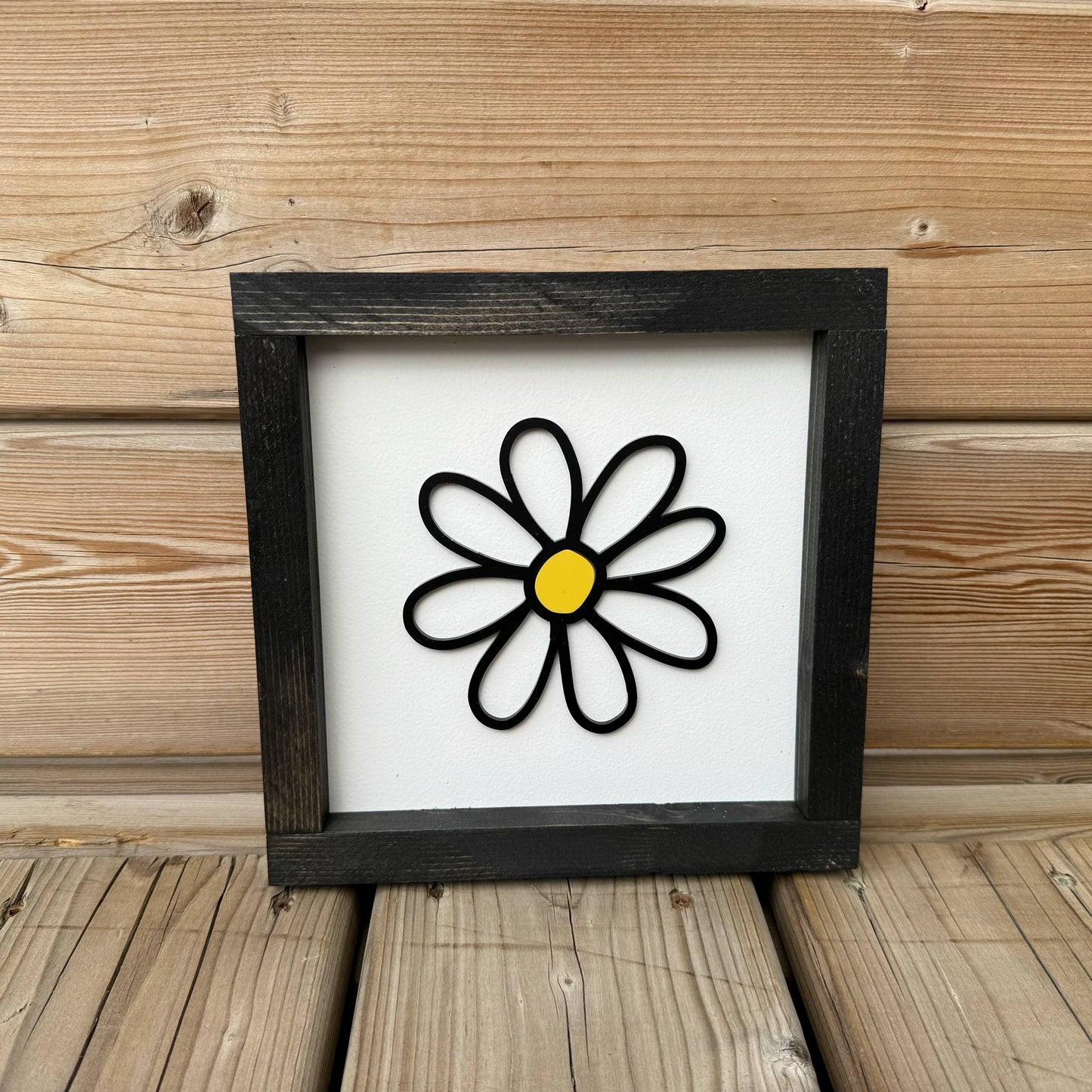 67115138a017777eba945d4c_daisy-3d-ebony_1752452247695.jpg
