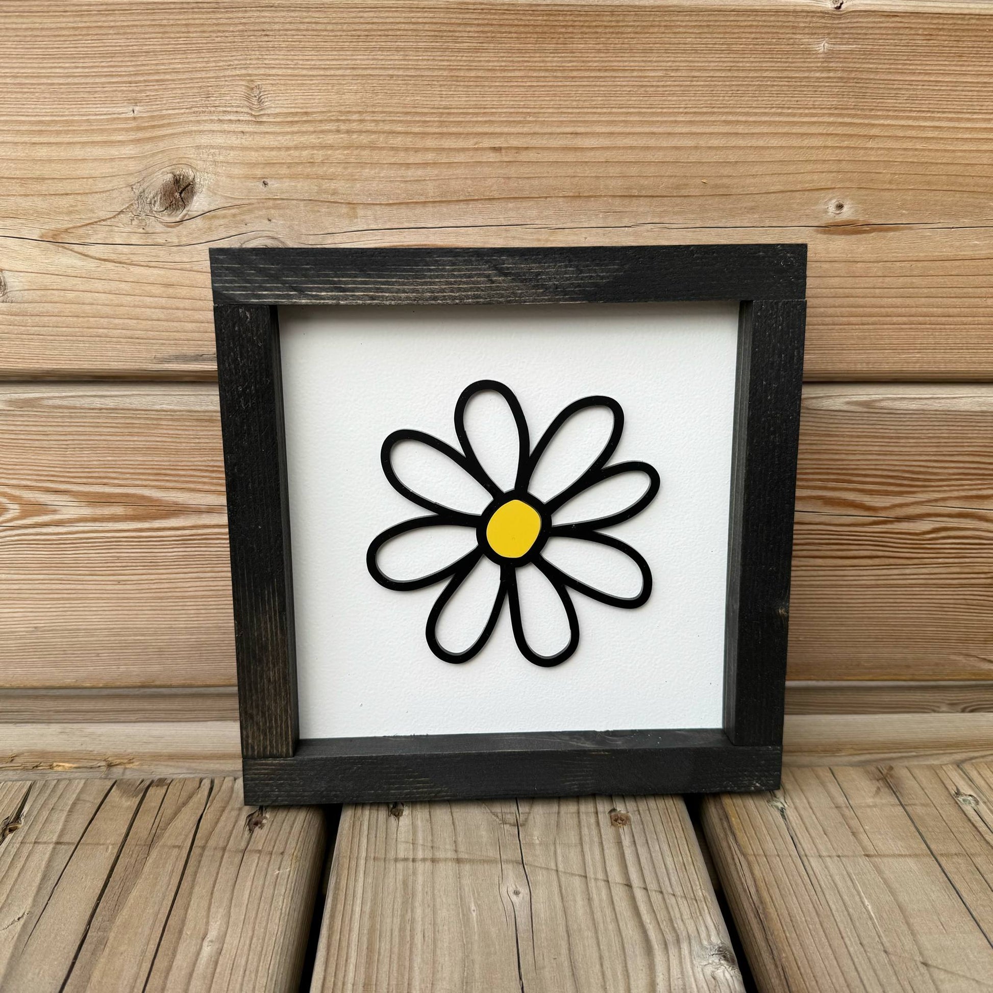 67115138a017777eba945d4c_daisy-3d-ebony_1752452247695.jpg