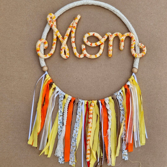 67115138a017777eba945d4c_knittedwireart-momboho_1750994723651.jpg