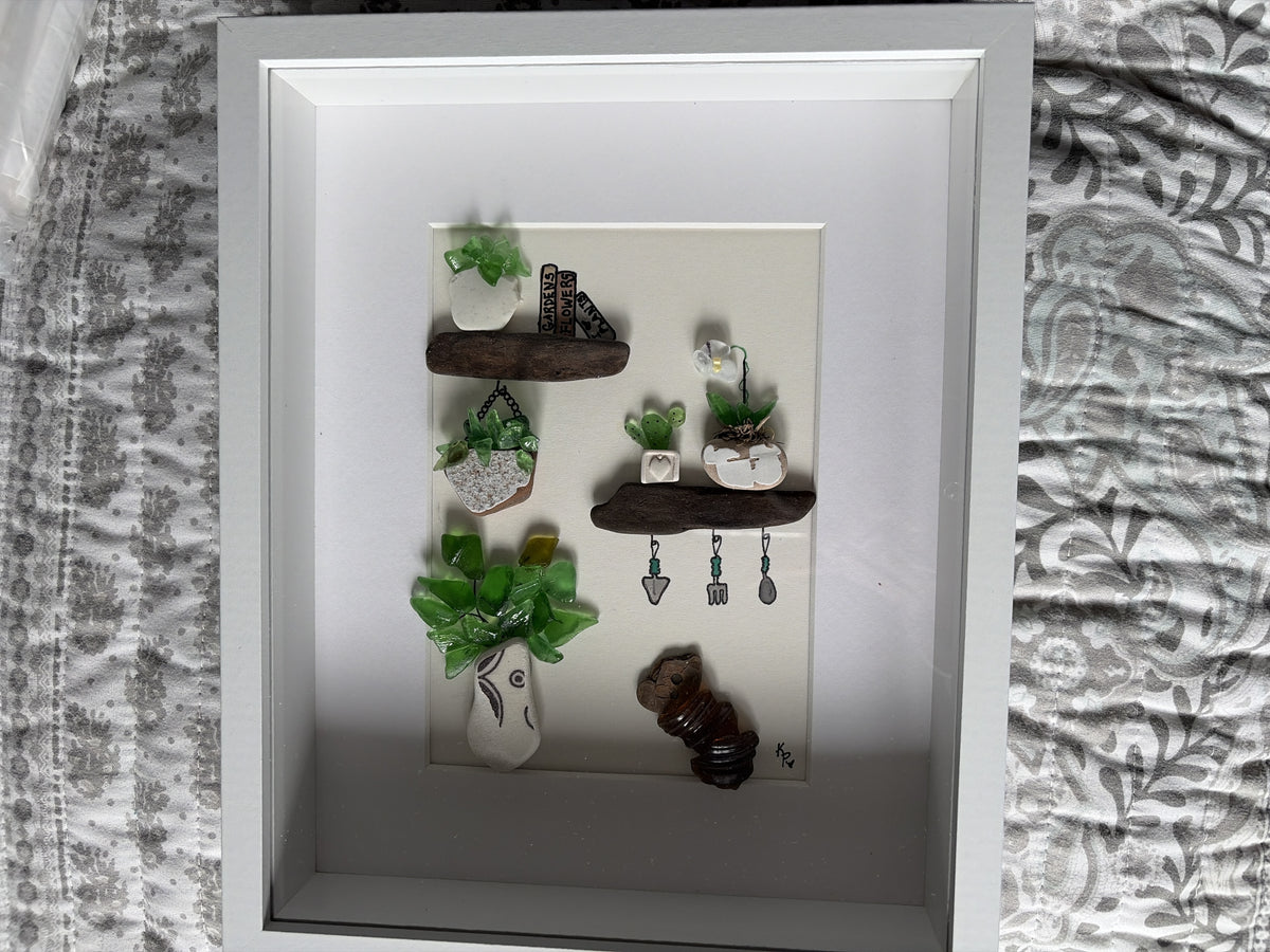 8 x 10 white frame and picture