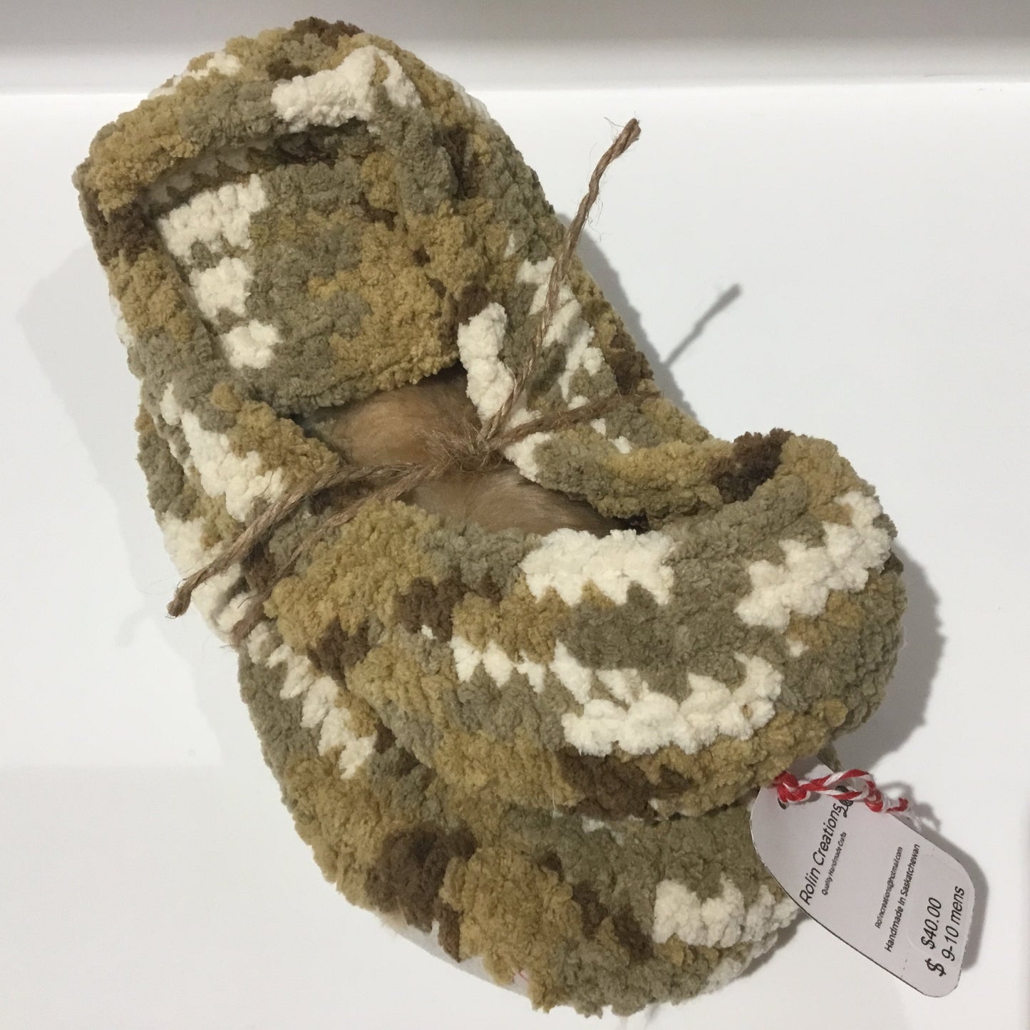 Mens Slippers, Size 9-10