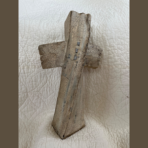 Crackle Twisted Cross