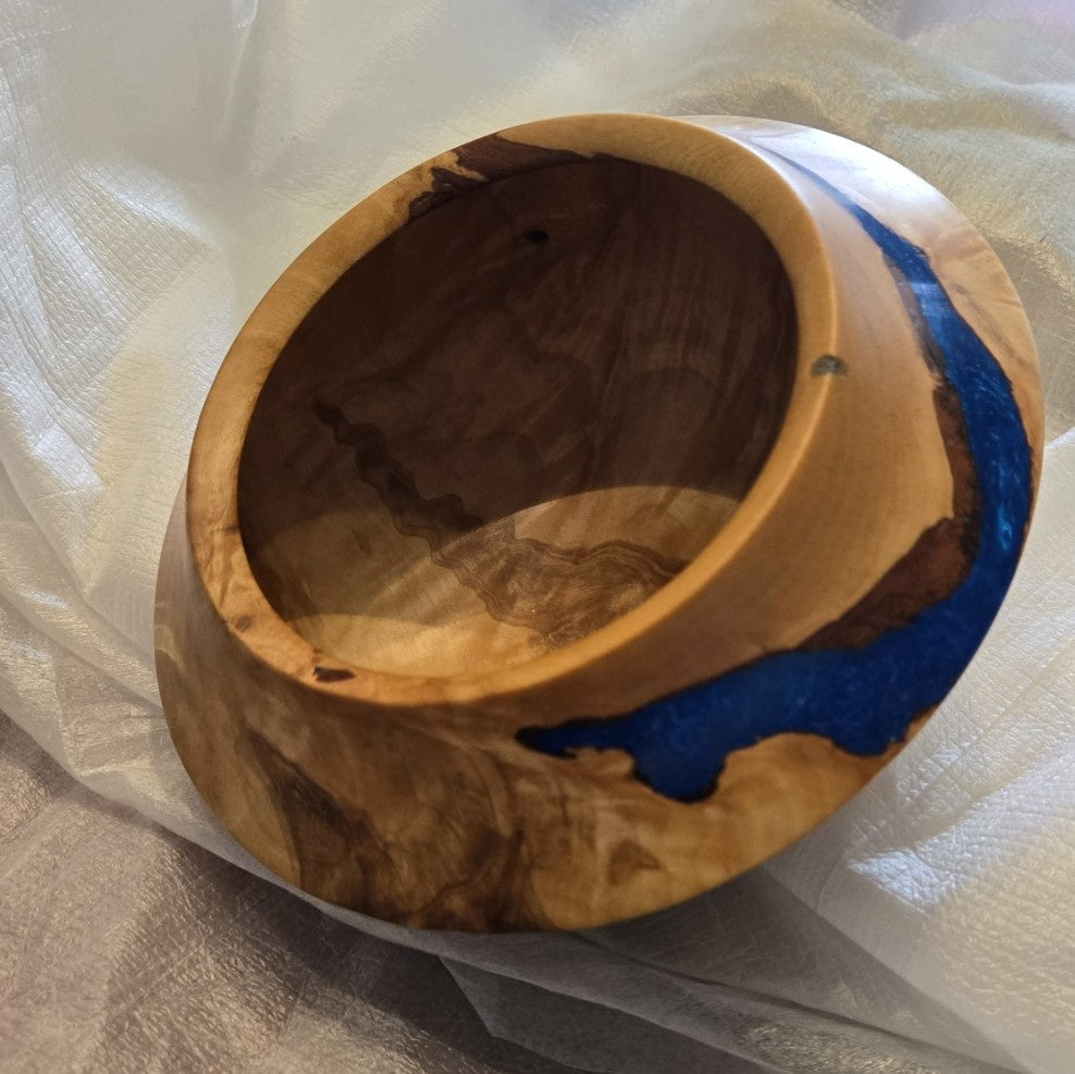 Birch &amp;amp; blue resin closed bowl