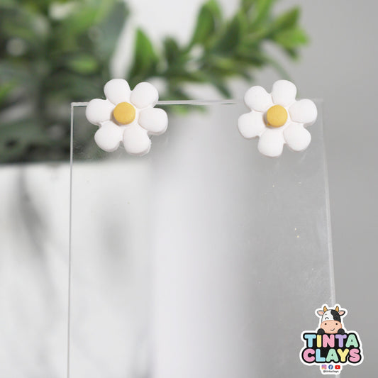 Daisy Polymer Clay Stud Earrings