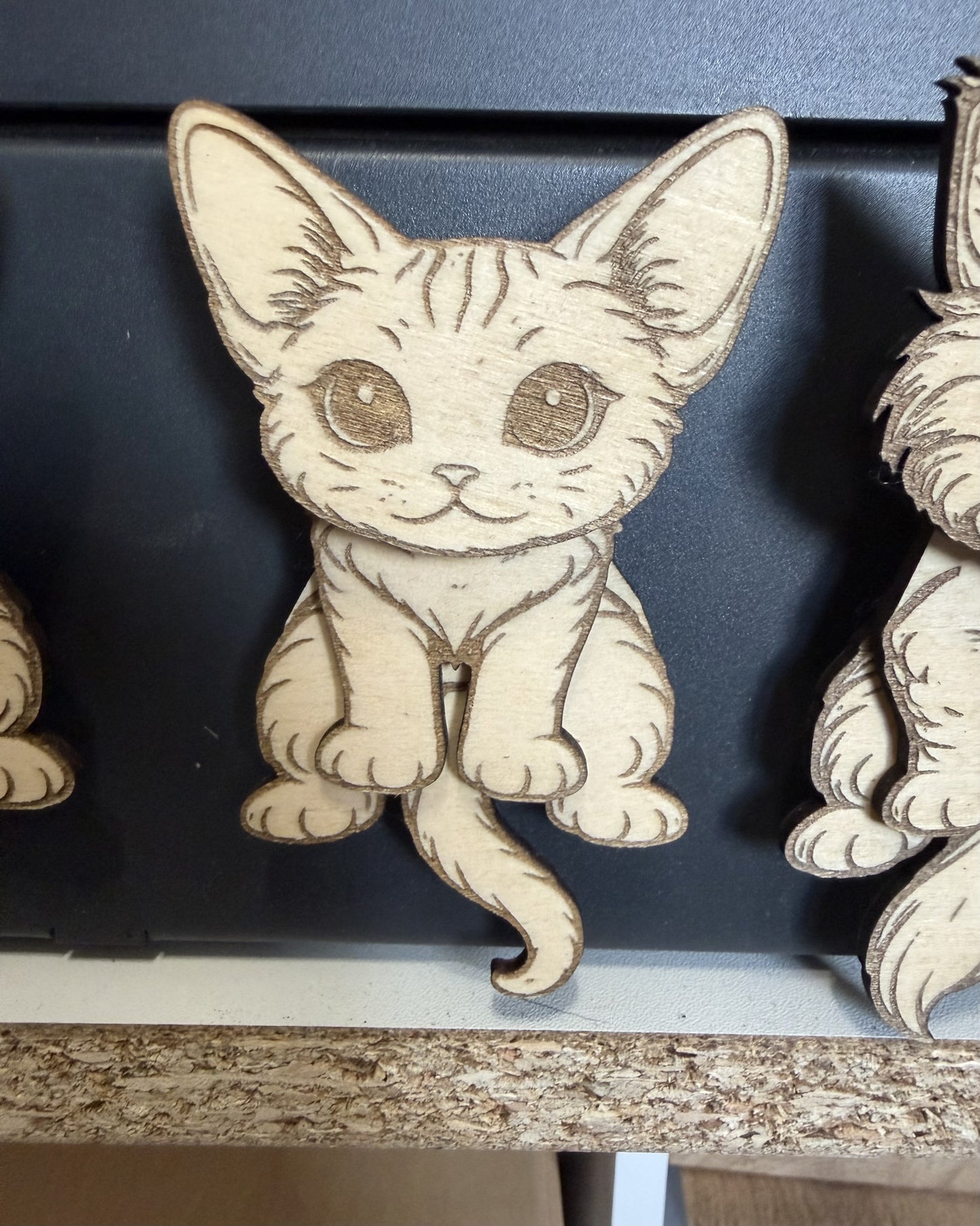 Wiggly Cat Fridge Magnet