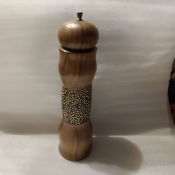 SL - Walnut-Peppercorn Peppermill